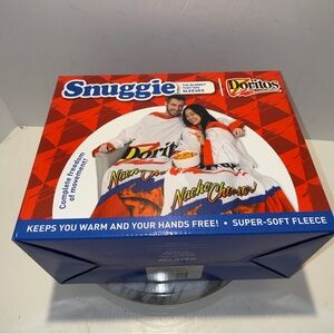 Snuggie DORITOS NACHO CHEESE Wearable Soft Fleece Blanket w/ Sleeves NEW